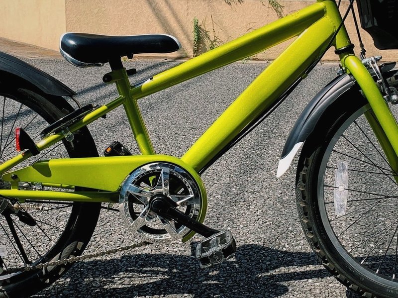 男の子向けのジュニアスポーツ自転車を女の子用にカスタマイズした Nobuki Inoue Note