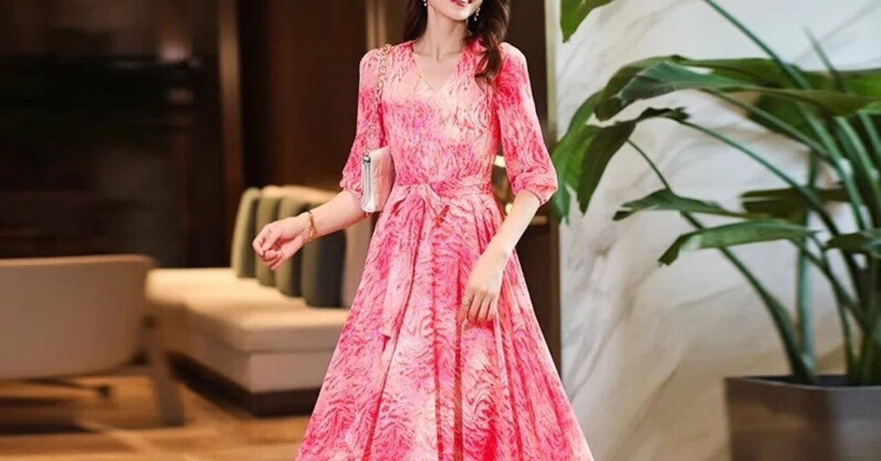 Women's Flared V-Neck Printed Dress  USAnaysan store