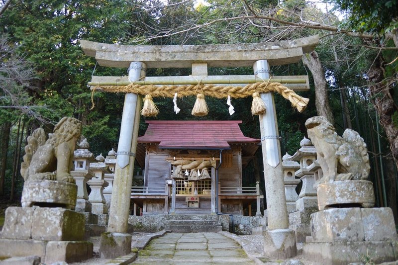 鳥取南部町赤猪岩神社1