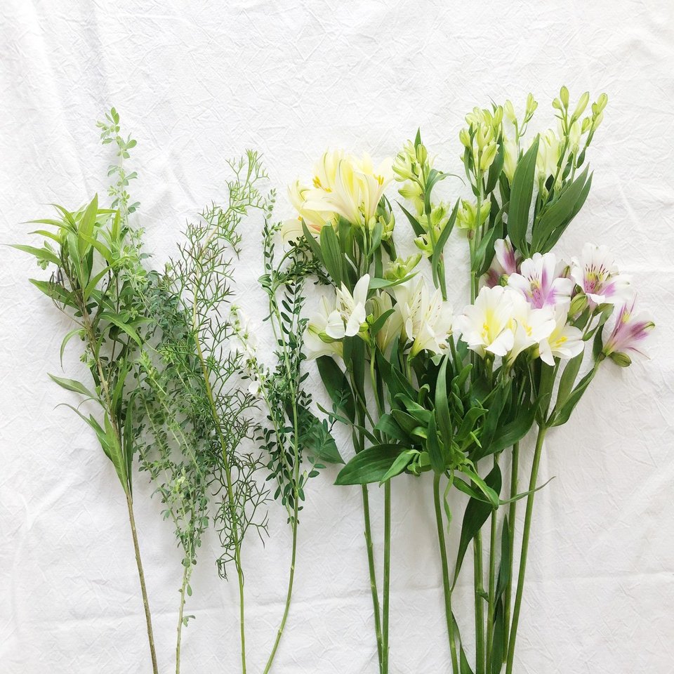 公開レシピ アルストロメリアで初夏のアレンジメント Floral Stylist Yoko Atelierjuno Hanaike はないけ Note