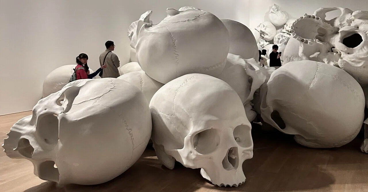 土に還らない身体、土に還る人参。ロン・ミュエク展へ｜カーン江夏未花