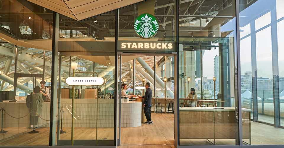 リモートワーカーの聖地 ビジネス利用特化型店舗 スターバックス コーヒー 高輪ゲートウェイ駅店 に潜入 Workplace Magazine