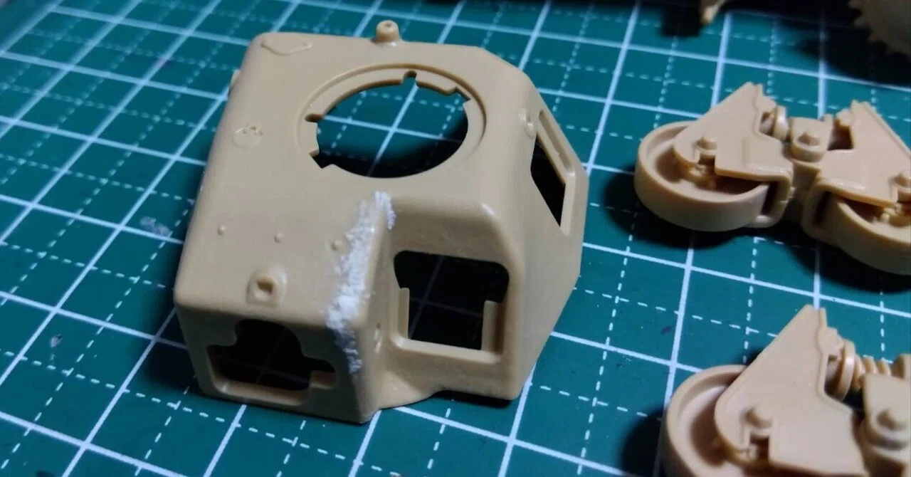 フランス軽戦車H39（タミヤ1/35 ）#3～どんどん組めちゃうよ｜はりす筆