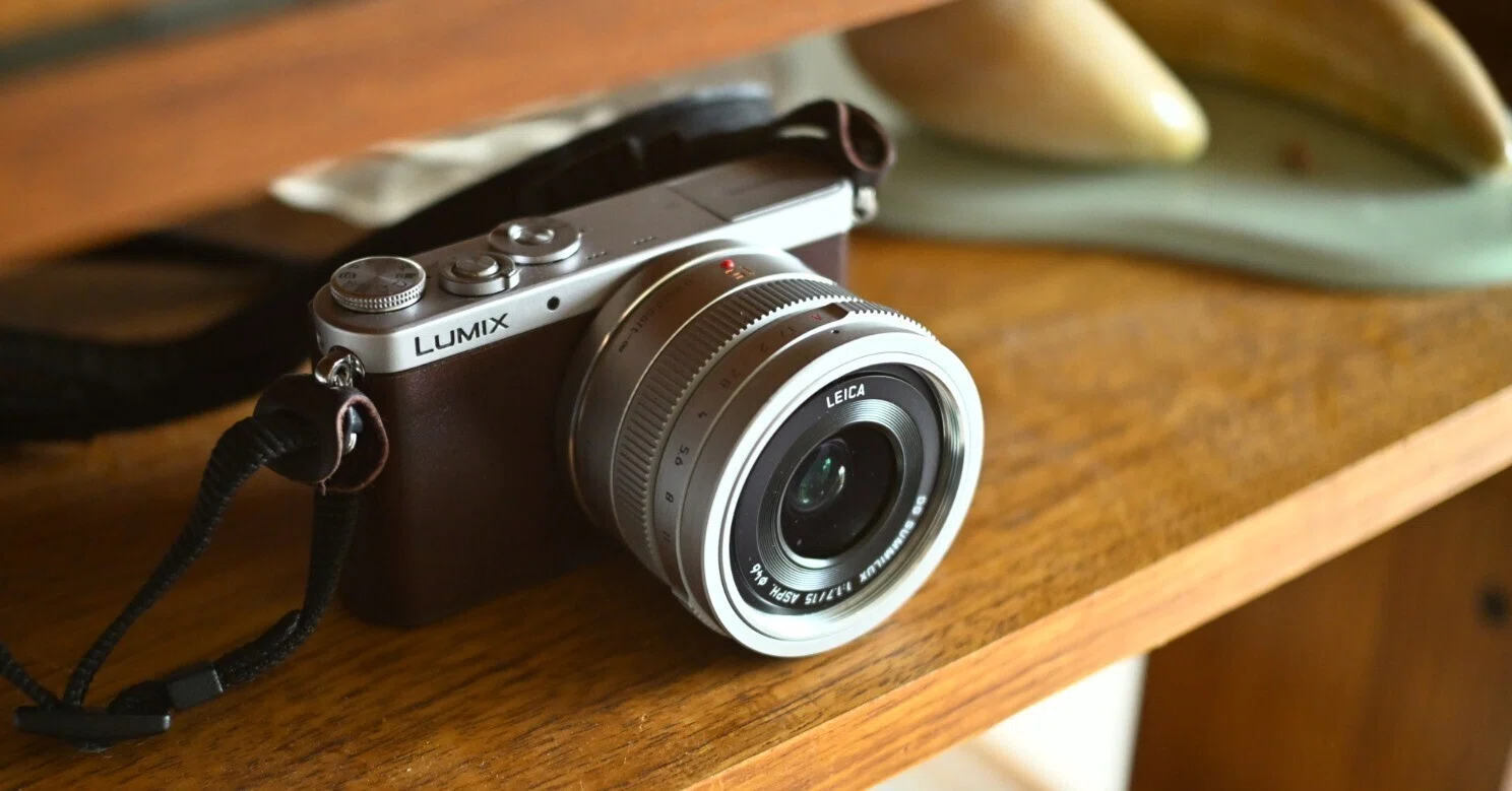 中邑真輔を追いかけたら、LUMIXの手のひらミラーレス一眼カメラに辿り