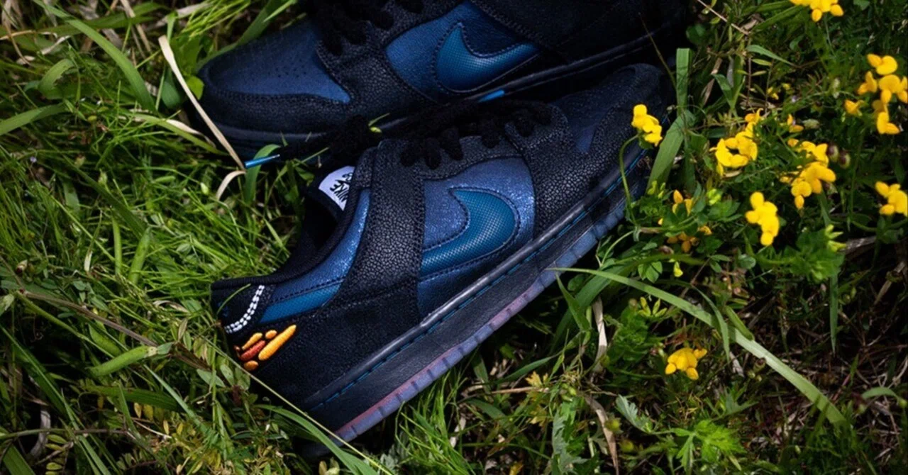 BluetileのNIKE SB DUNK LOW、スケートショップが駅近にあった方がいい 