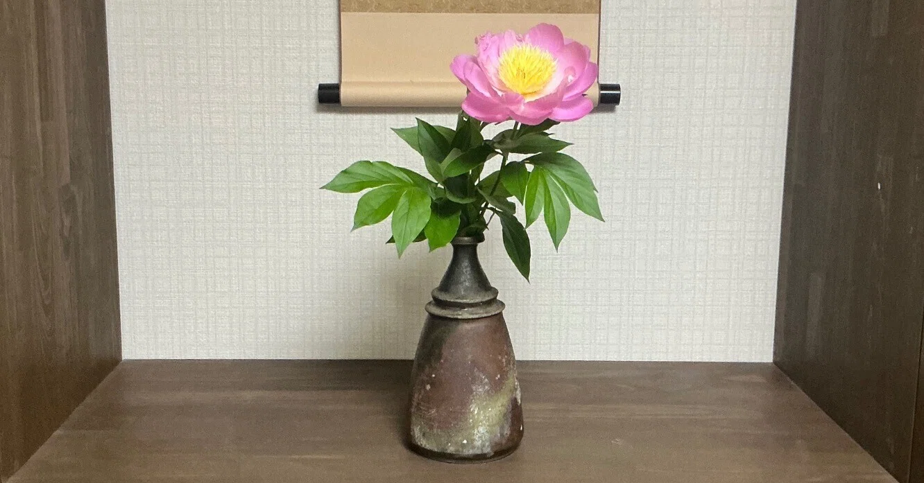 くろかみ窯の花器｜瀬戸英晴