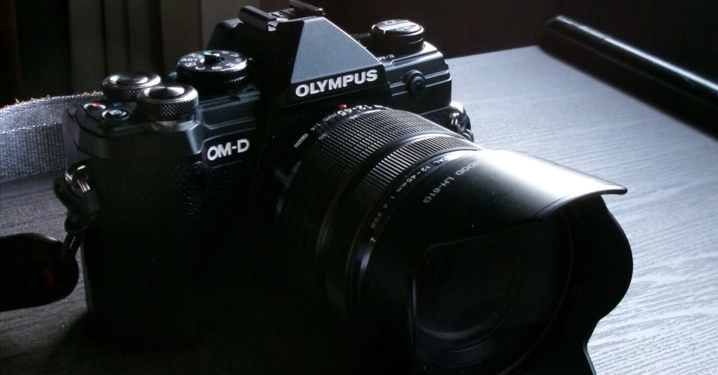 【動作未確認】OM-D E-M5 修理するか否か… Olympus OMD E-M5 markⅢ｜ema_photo