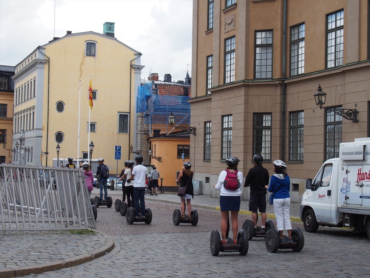 魔女の宅急便 の聖地 スウェーデン ガムラスタン ２ すぴー Note