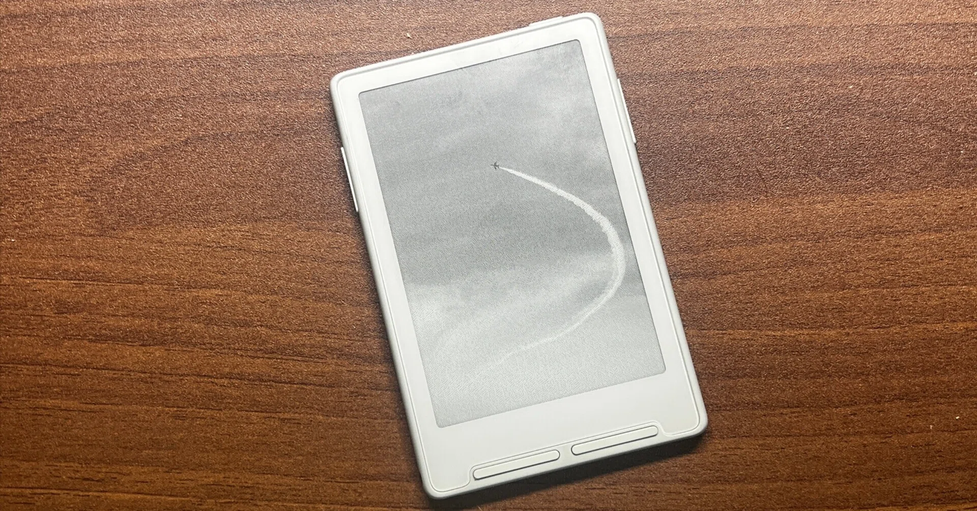 閑話休題】衝動買い日記 すんごい小さい電子書籍リーダー｜ナナオキ