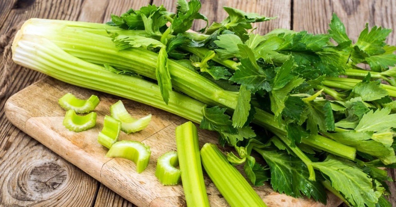 セロリの糖質は1 7g カロリーは15kcal 結論 ダイエット向き 糖質制限ダイエットshiru2 Note