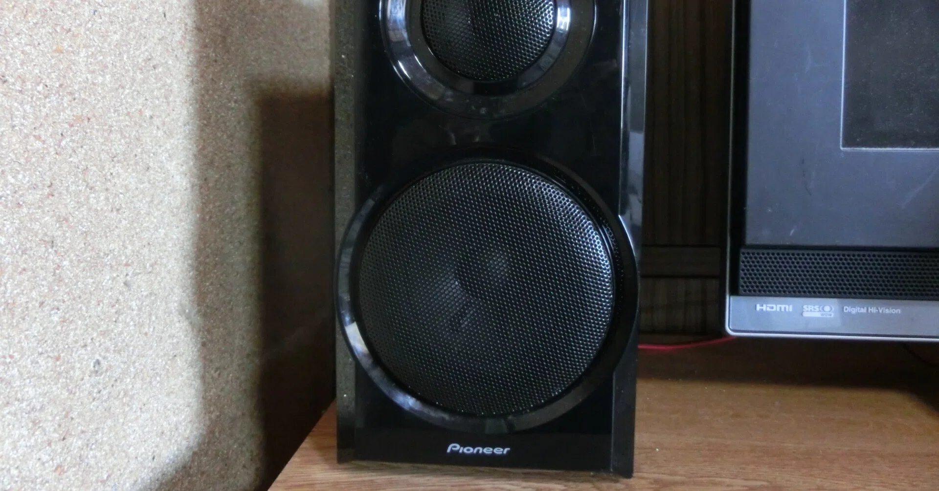 パイオニアの中古スピーカーのケーブルを交換して音を良くした