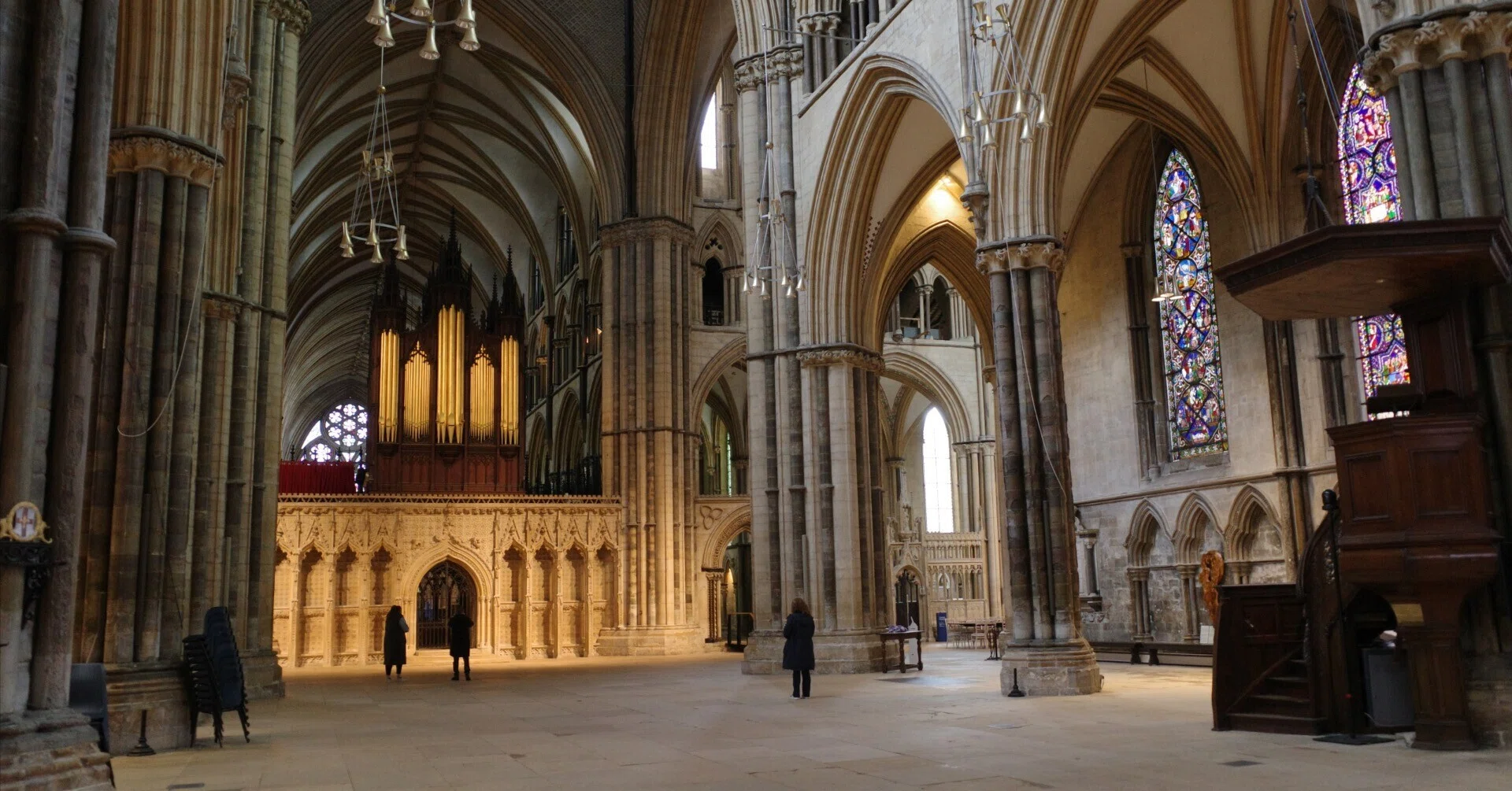イギリスの大聖堂】リンカン大聖堂/Lincoln Cathedral｜Taku