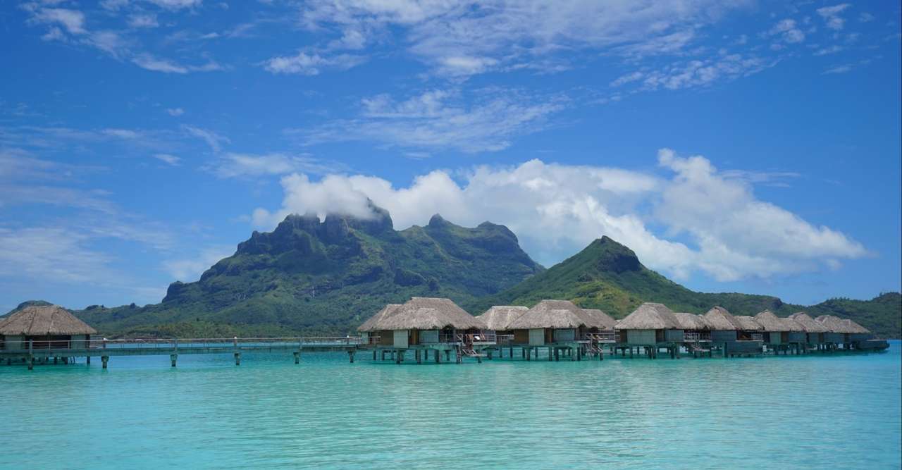 地上の楽園タヒチ ボラボラ島 Mare フォトグラファー Note