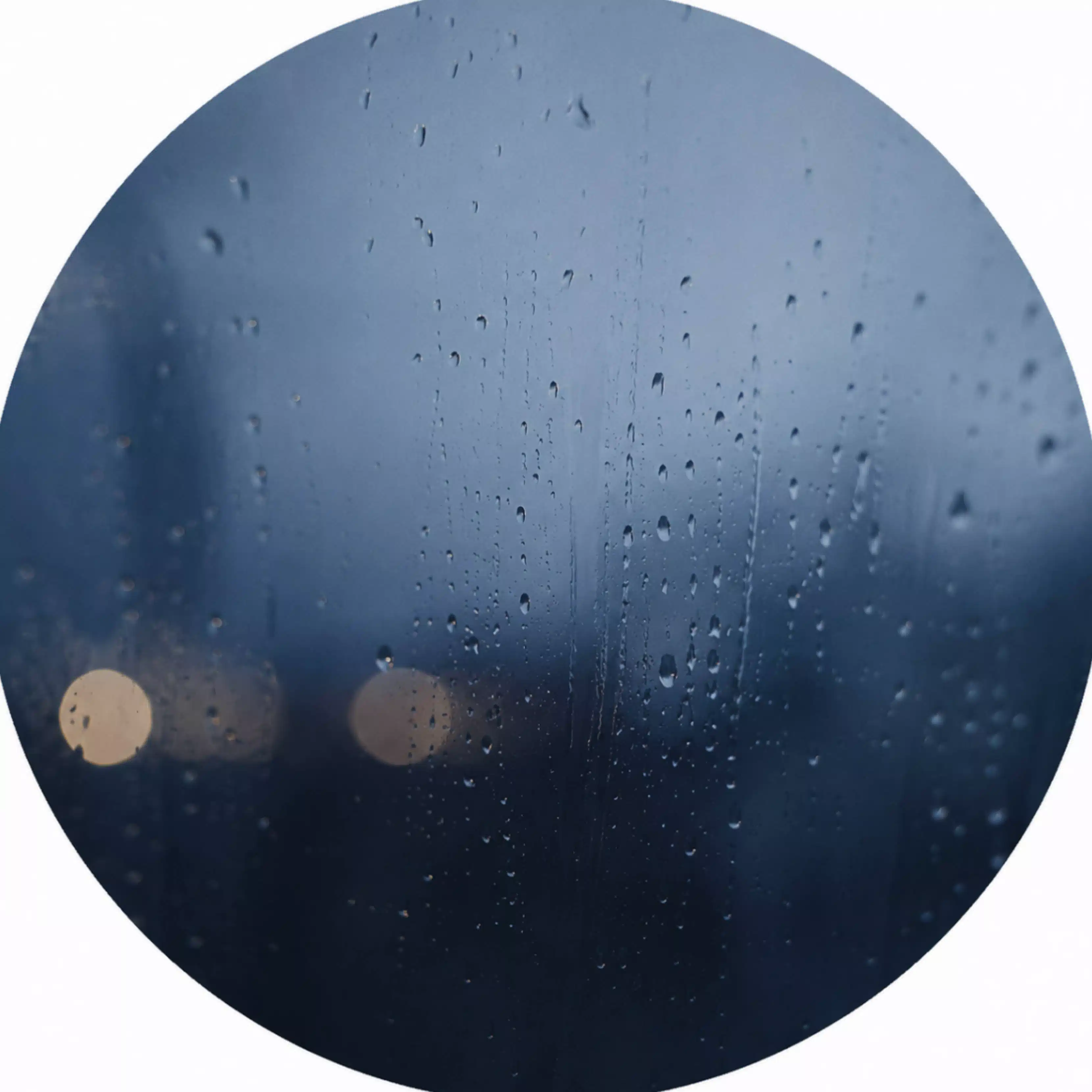 雨の日に書く覚書