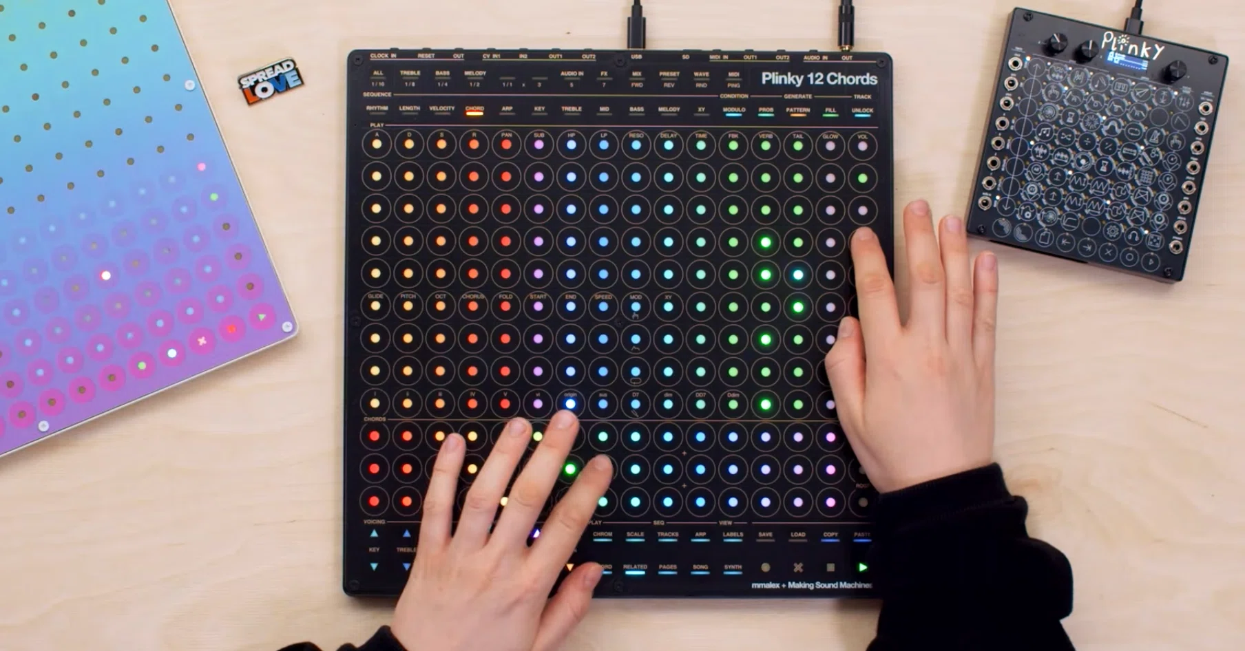 Plinky synth V3 ユーロラック タッチ式高機能シンセ　アンビエント Plinky synth V3 ユーロラック タッチ式高機能シンセ アンビエント