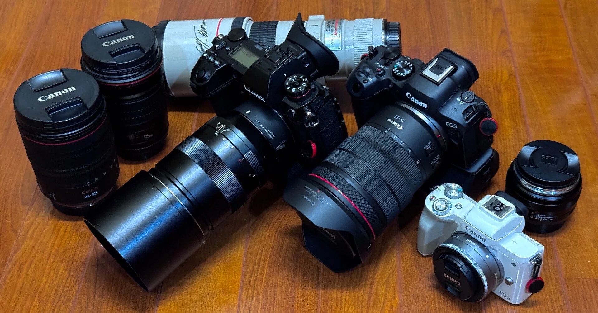 キャノン　Canon EOS 5D MarkII ボディ 美品キャノン Canon EOS 5D MarkII ボディ - 美品 キヤノン Canon EOS