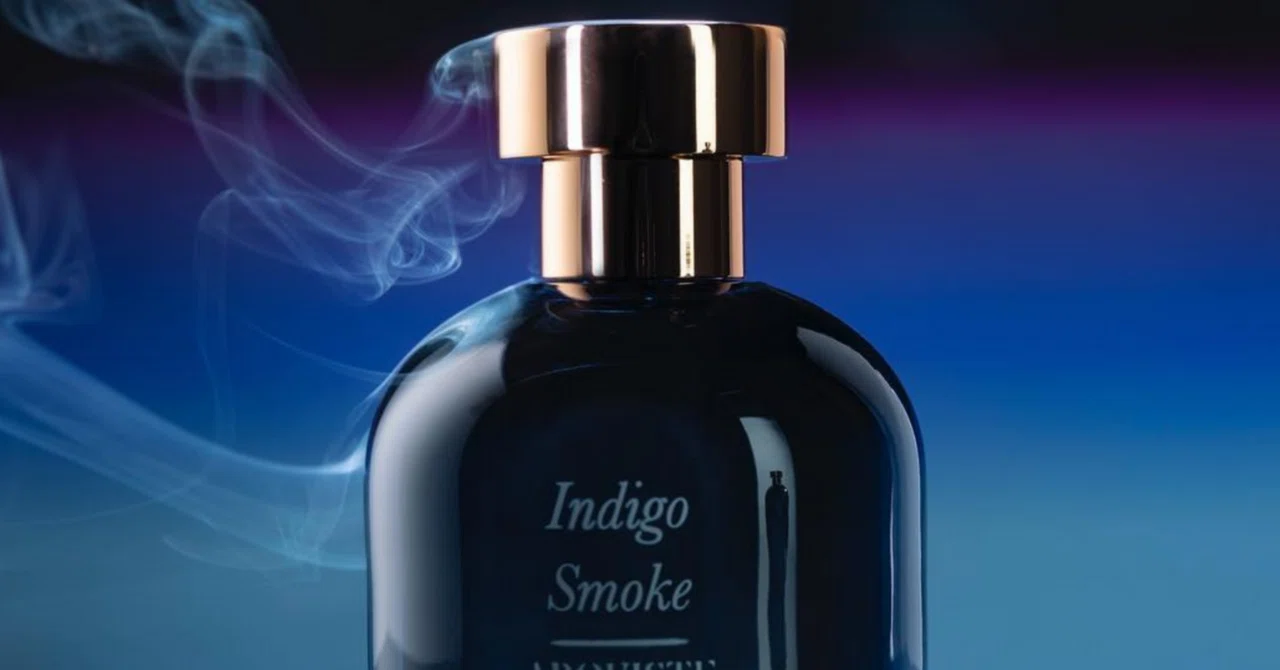 INDIGO SMOKE | May 1646, Wuyi Mountains, Fujian Province