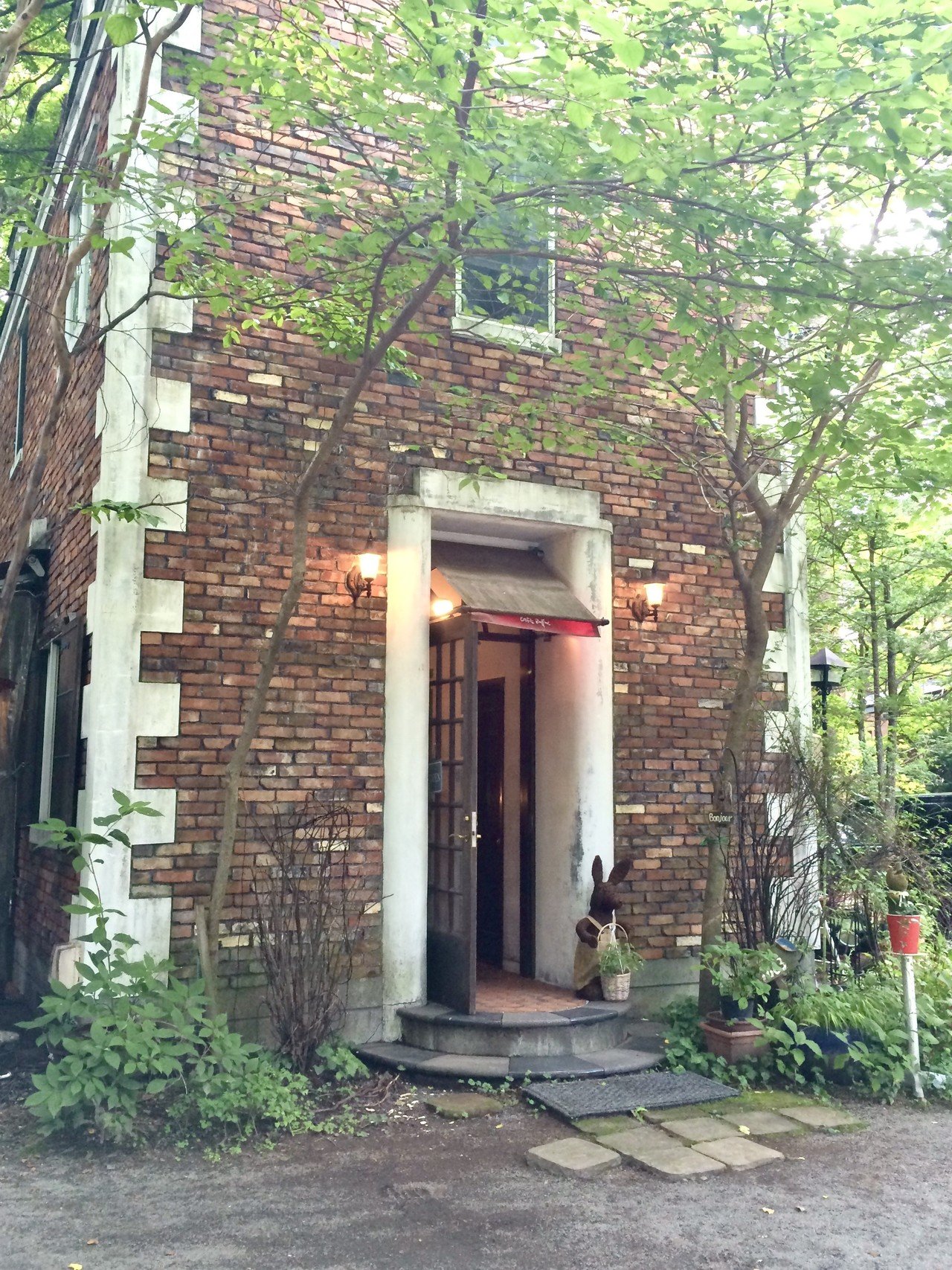 軽井沢の森で優雅なひととき カフェ ラフィーネ Himeka Note 軽井沢の森で優雅なひととき カフェ ラフィーネ Himeka Note