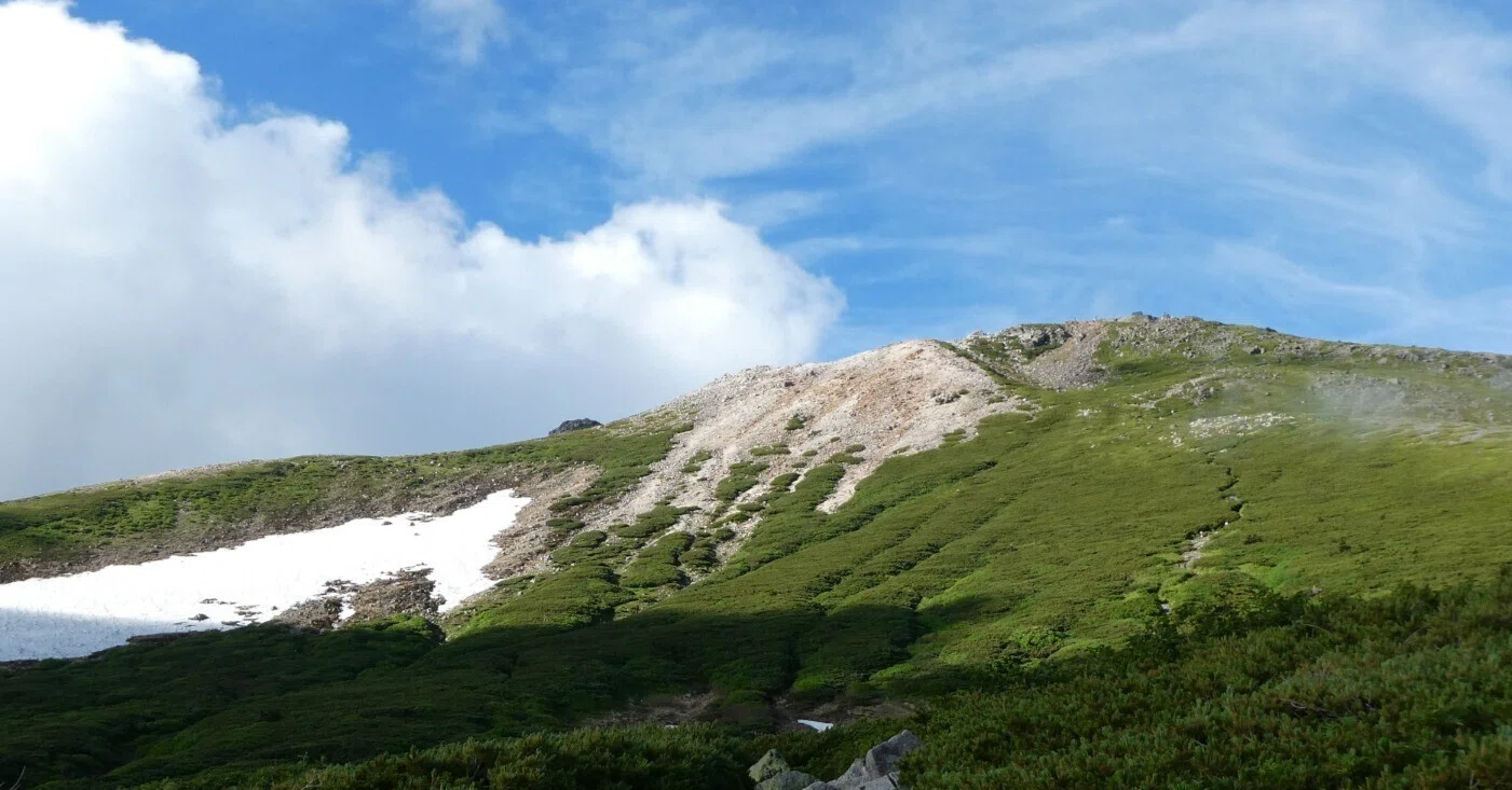 旅のカメラはこれ1本で十分。便利ズームレンズが“最高の相棒”になった