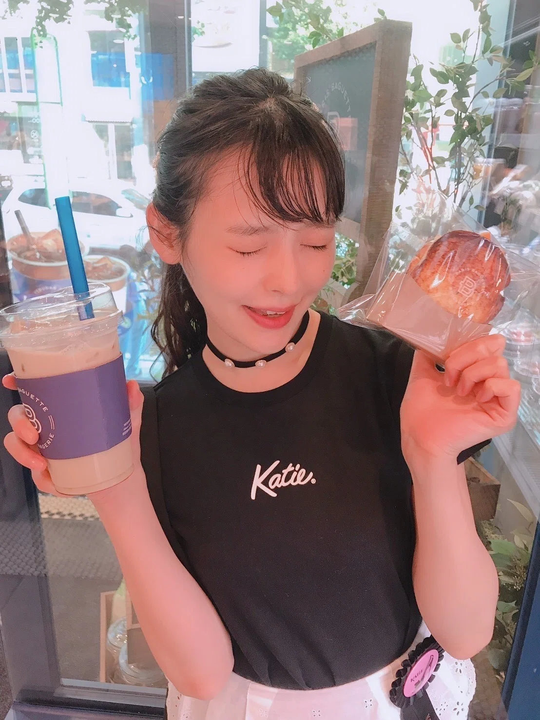 上坂すみれ「すみれいろ」祝♡重版♡スペシャルインタビューwith佐野夏