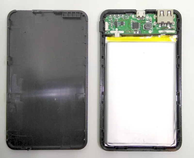 100均ガジェット分解 11 ダイソーの 500円モバイルバッテリー Thousandiy Masawo Yamazaki Note