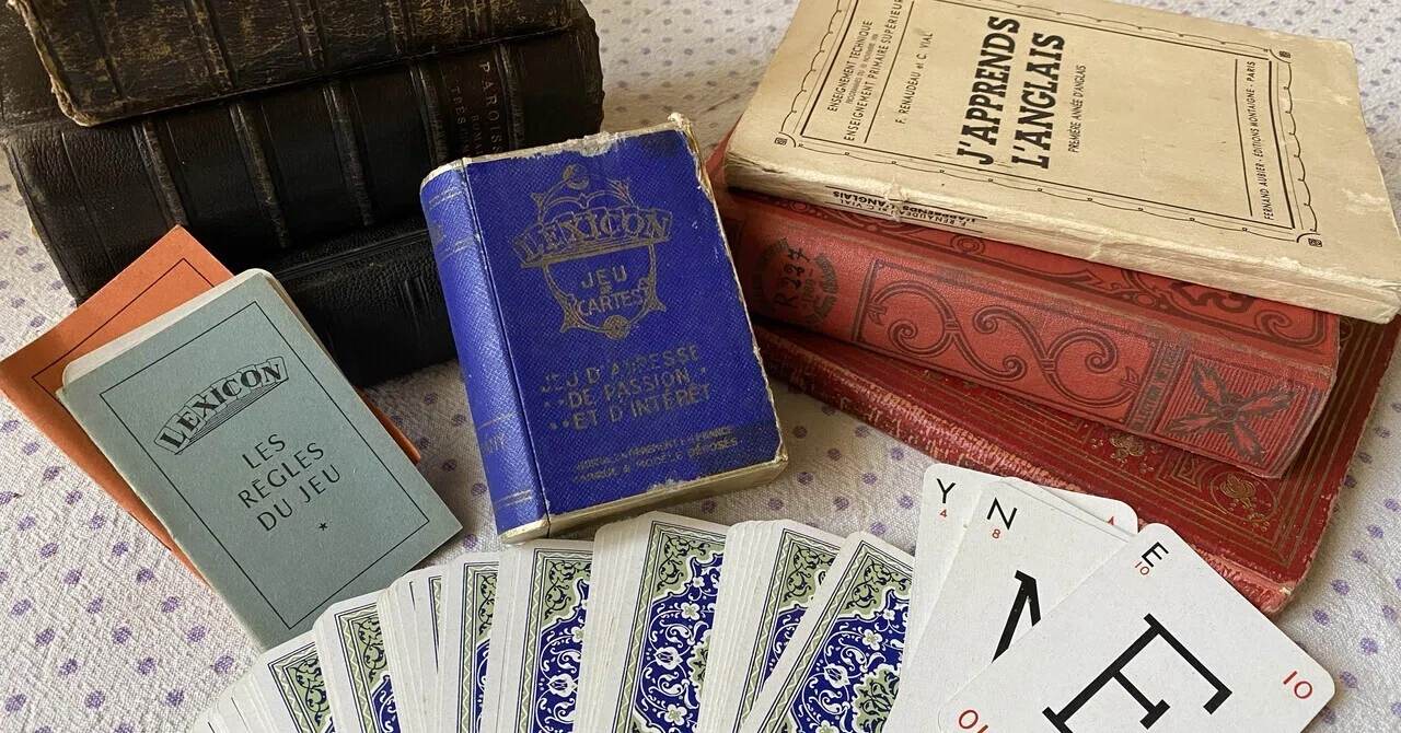1940年アンティーク美しいmissel聖書セット　ジャンクジャーナル洋書　古書 アンティークな紙でジャンクジャーナルことはじめ｜めいこ＠旅するボタン屋