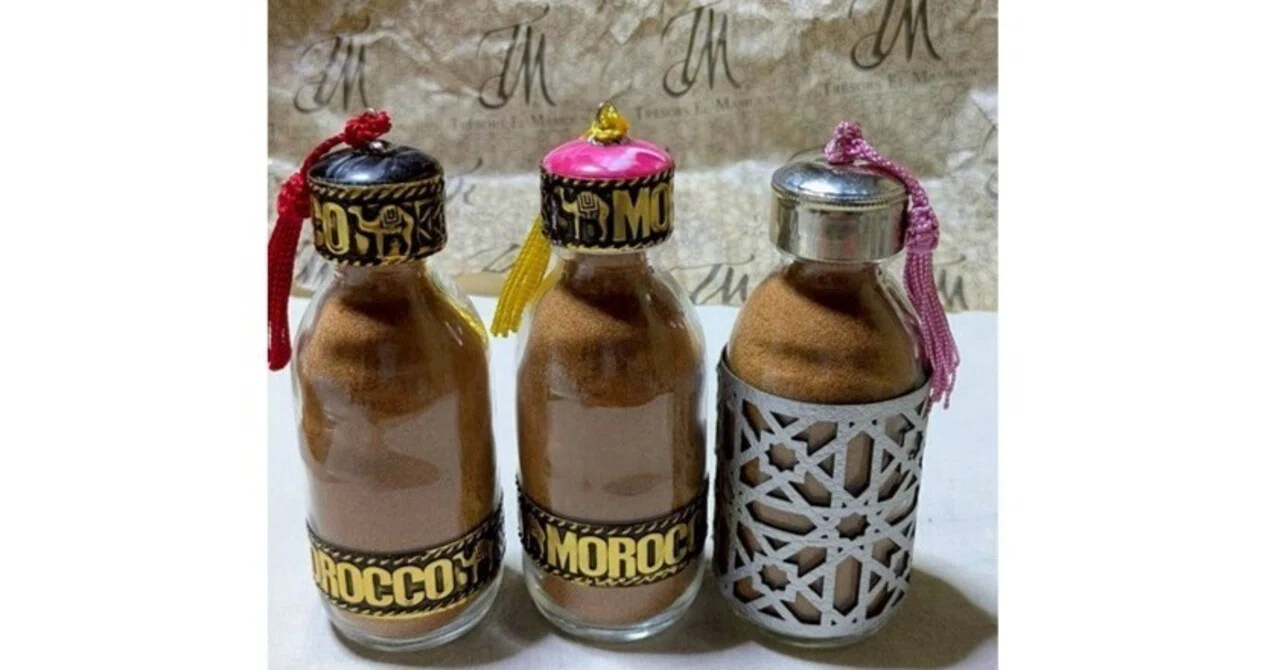 モロッコ土産】砂漠の砂を持ち帰る！？小瓶入りサハラ砂漠グッズの魅力