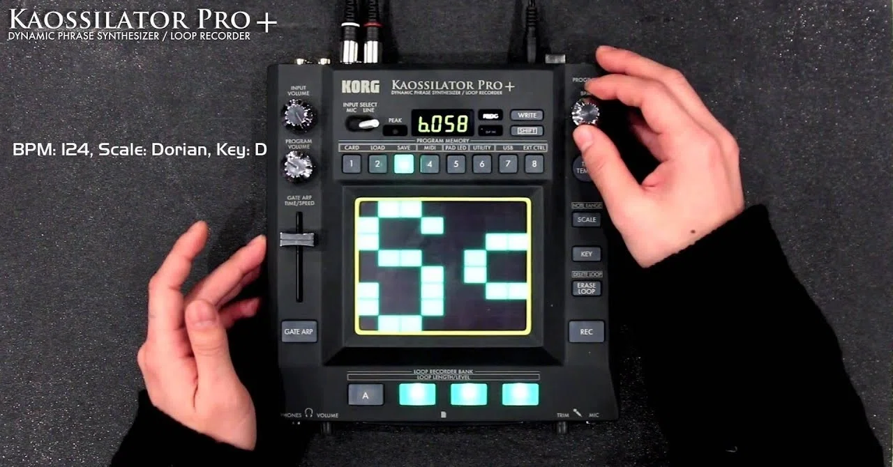 Kaossilator pro ** 完璧には動作しないので安く売ります 
