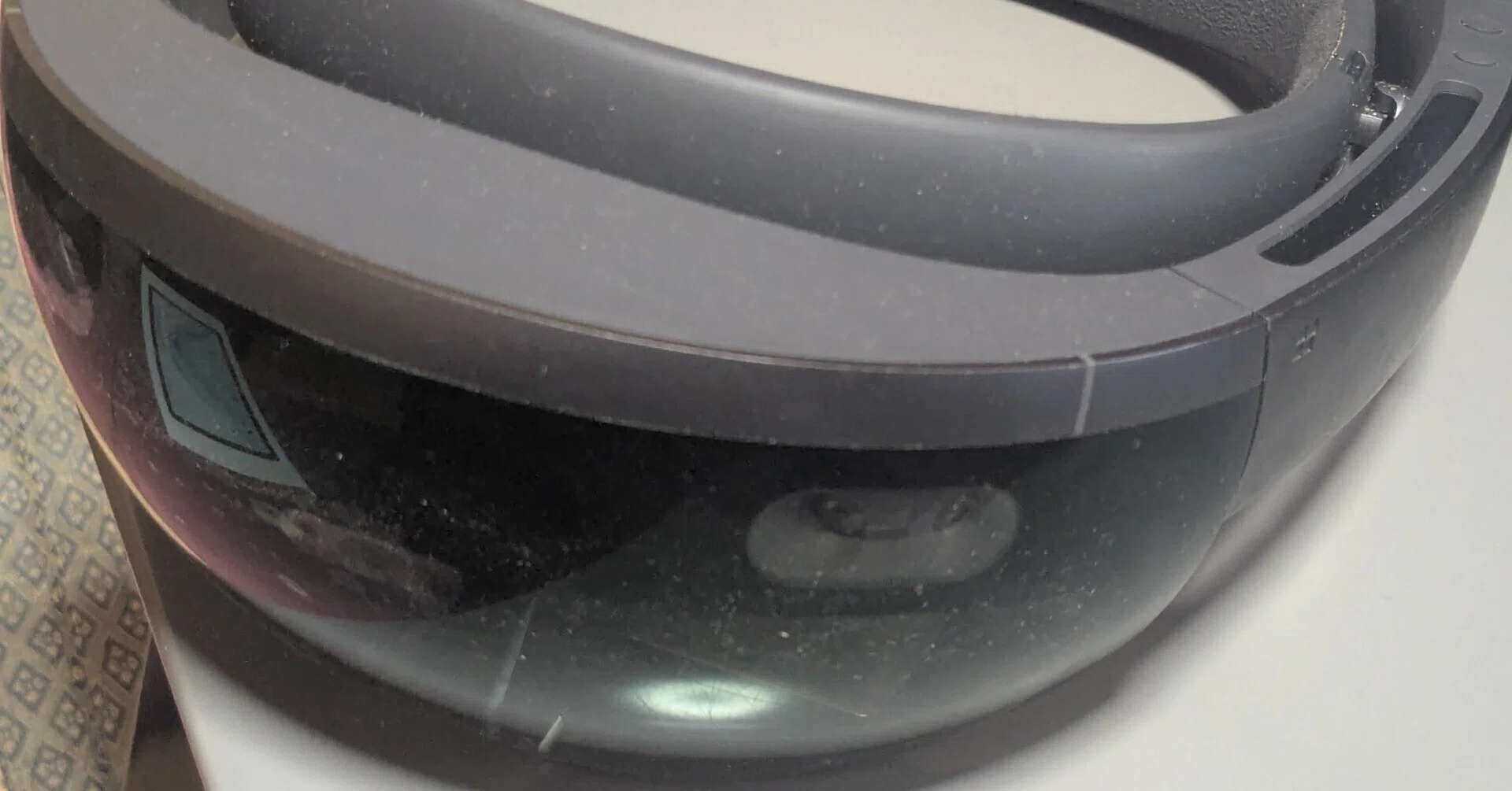 Microsoft 0 HoloLens - | First Hololens Mixed reality on headset 