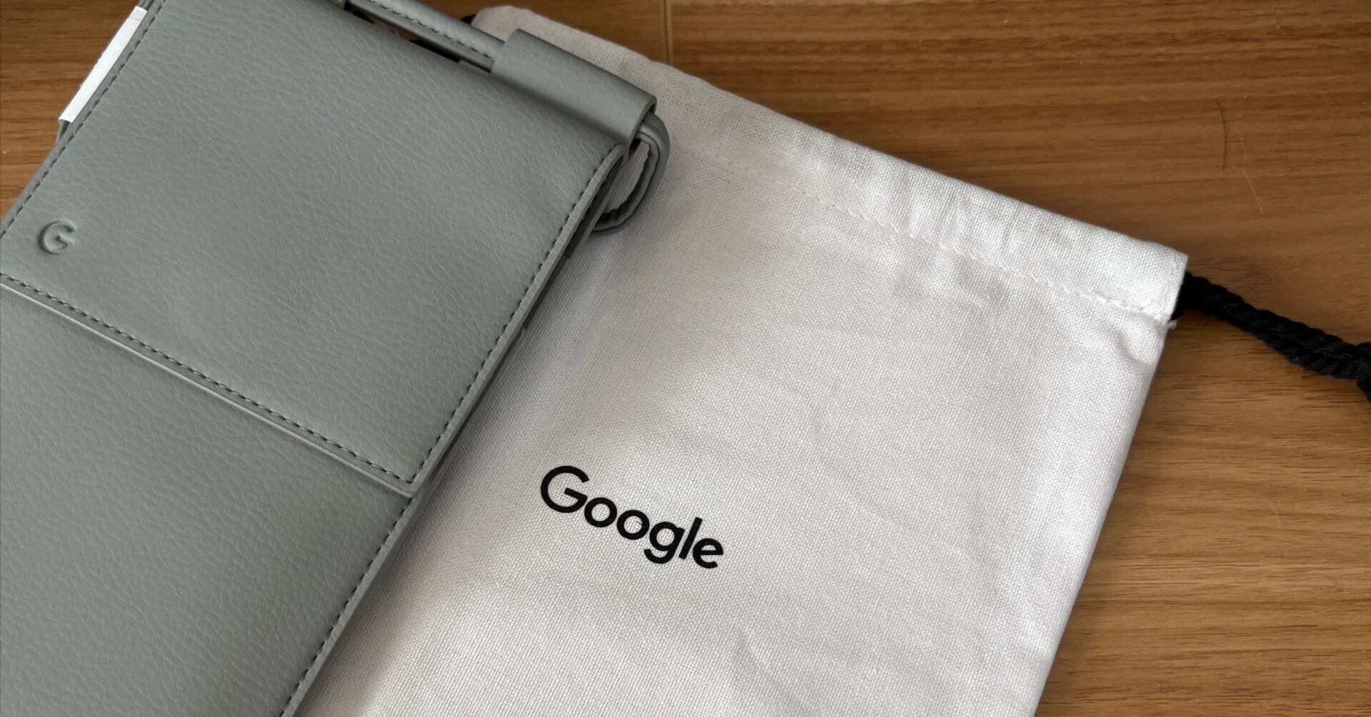フリマで買ったGoogle Pixel 8非売品ポーチをPixel 10aで蘇らせた