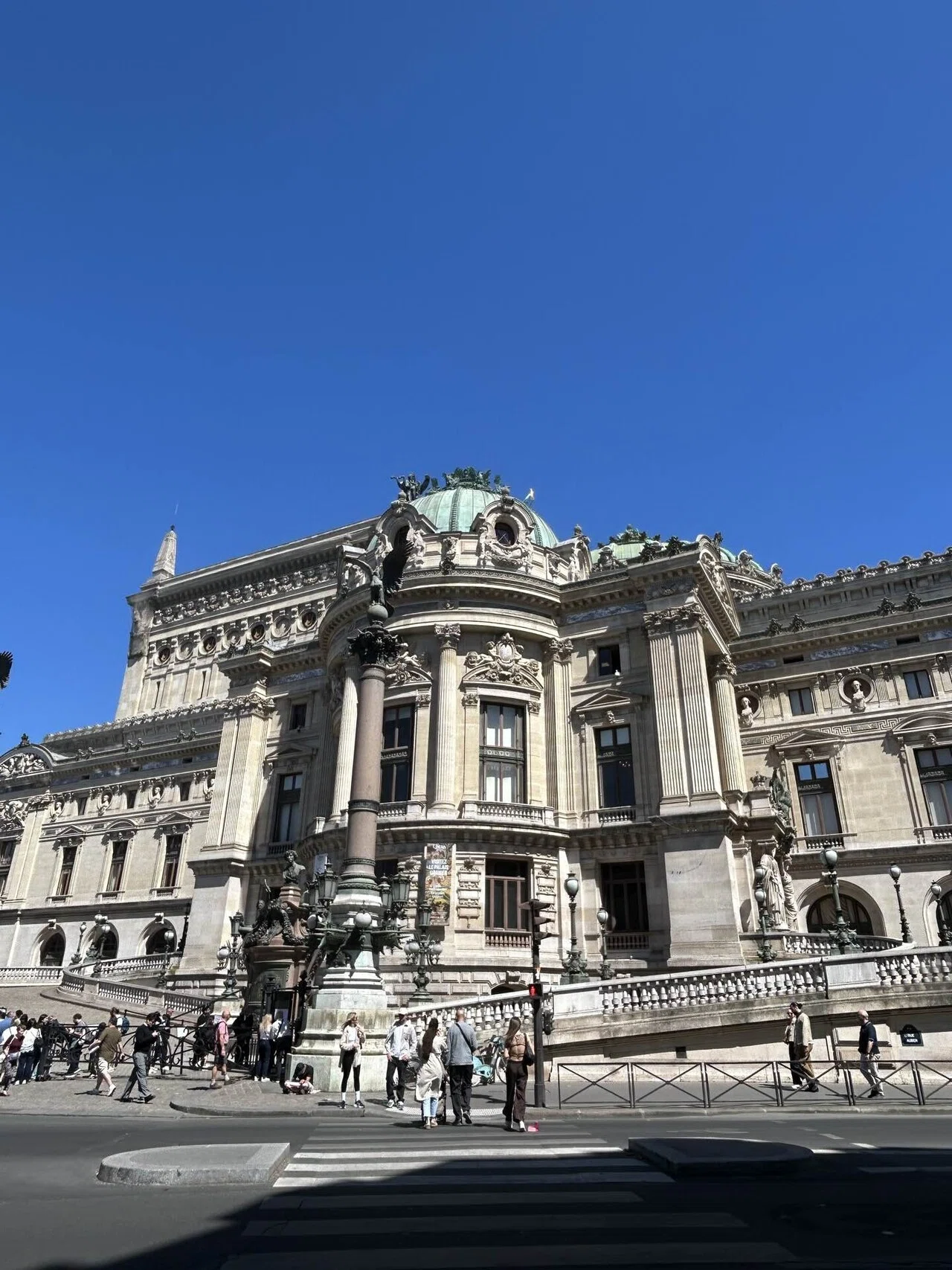 映えレベル5億のオペラ・ガルニエ｜パリ・ロンドン旅行記③｜にっこり