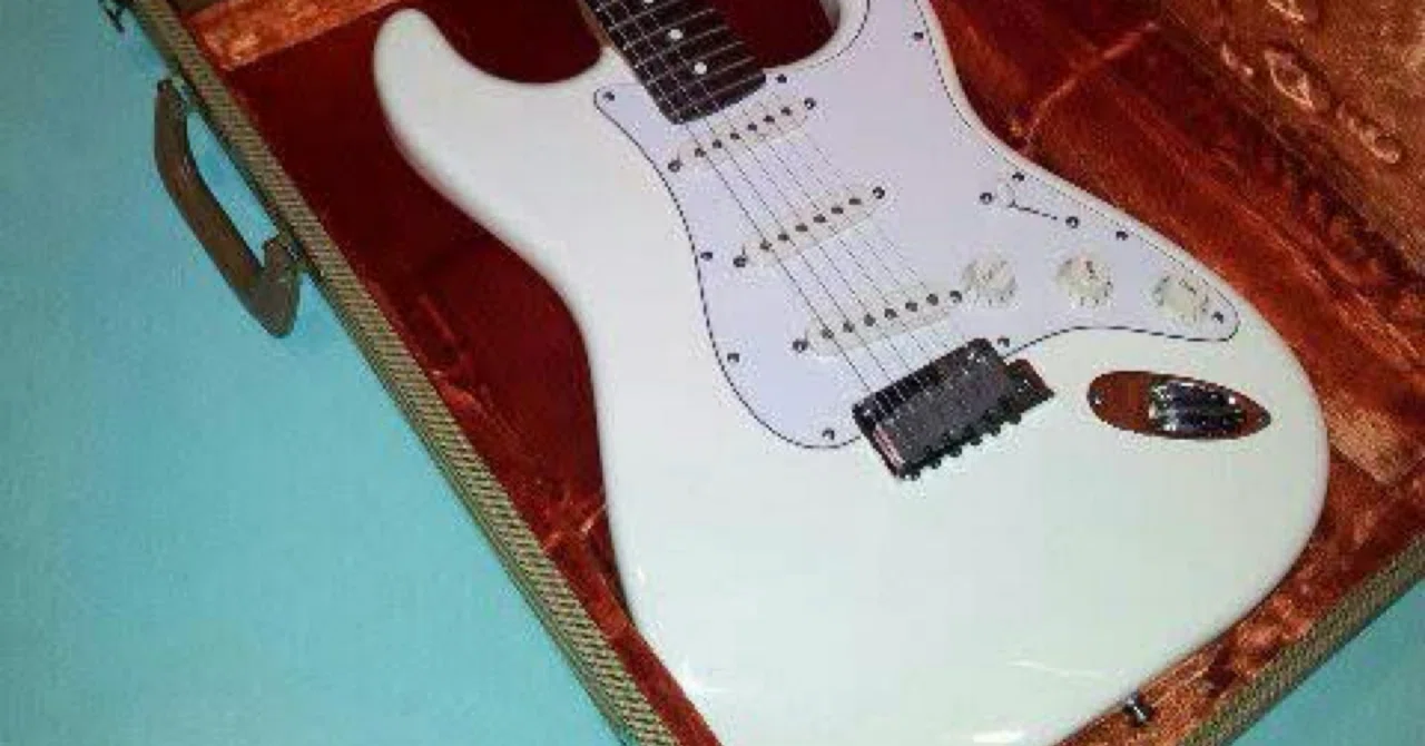 過去所有ギター④ Fender USA Jeff Beck Stratocaster ｜長谷川舜