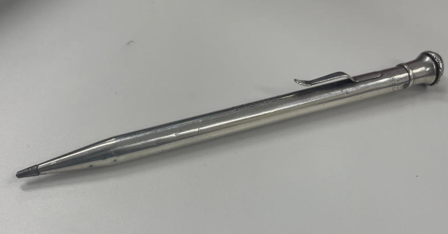 NEO　ペンシル　18k　ヴィンテージ　vintage pencil 𝙫𝙞𝙣𝙩𝙖𝙜𝙚 𝙥𝙚𝙣𝙘𝙞𝙡𝙨 -ヴィンテージペンシルを使う日常｜赤坊
