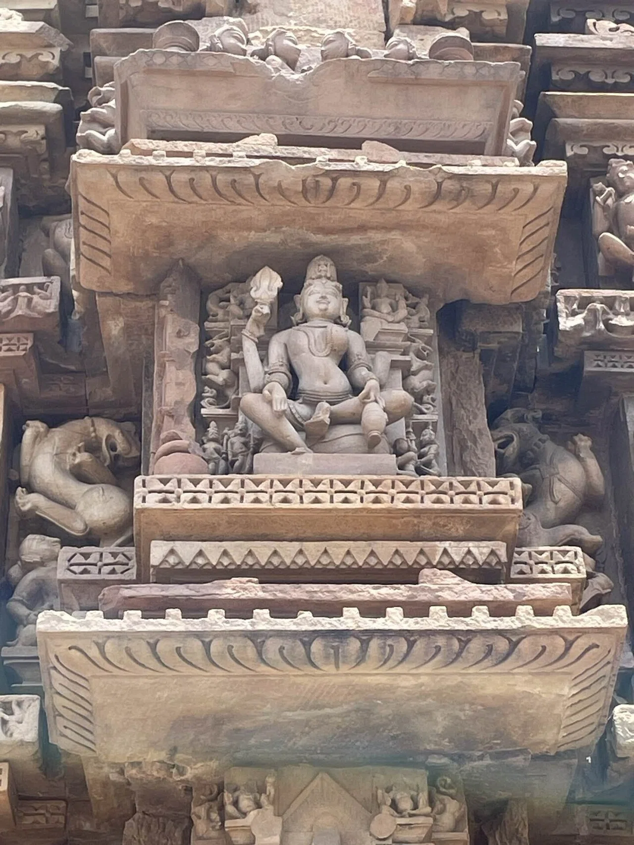 世界一周】DAY24🇮🇳 カジュラホの世界遺産群| アディバルト州立博物館