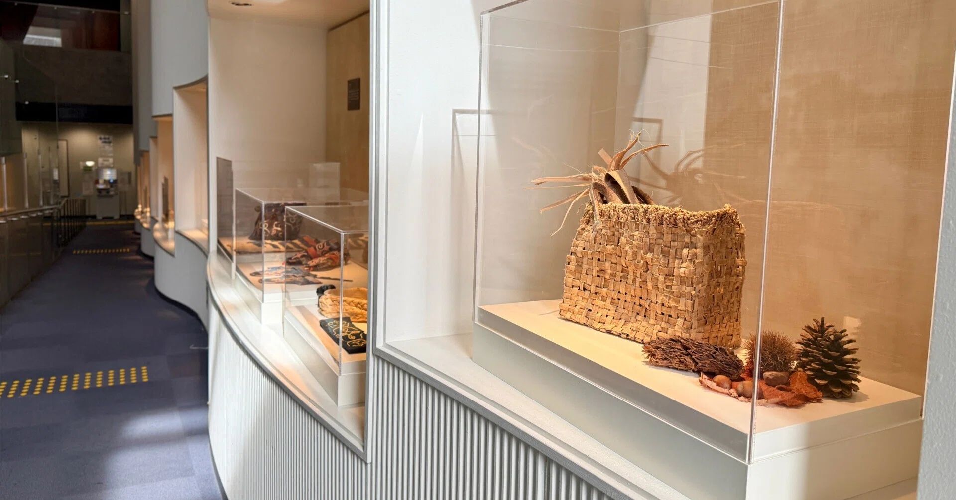 北海道・札幌アイヌ文化交流センター無料展示ガイド｜北海道で学ぶ