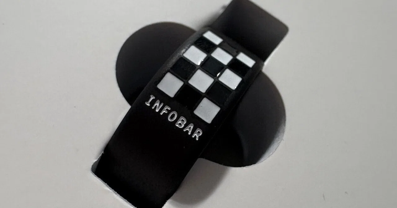 Smart Recovery Ring／INFOBARコラボモデル〜スマートリングには興味が 