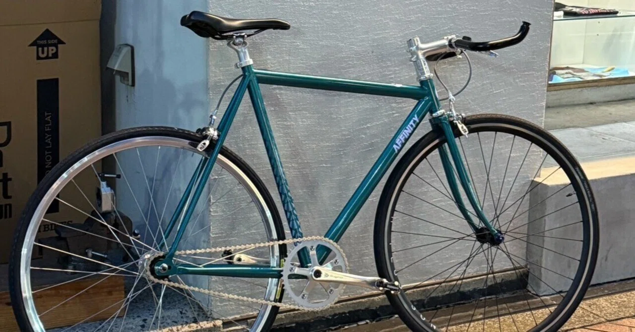 Fuji FeatherからAFFINITY loproへ。現役ピストバイク配達員が感じた