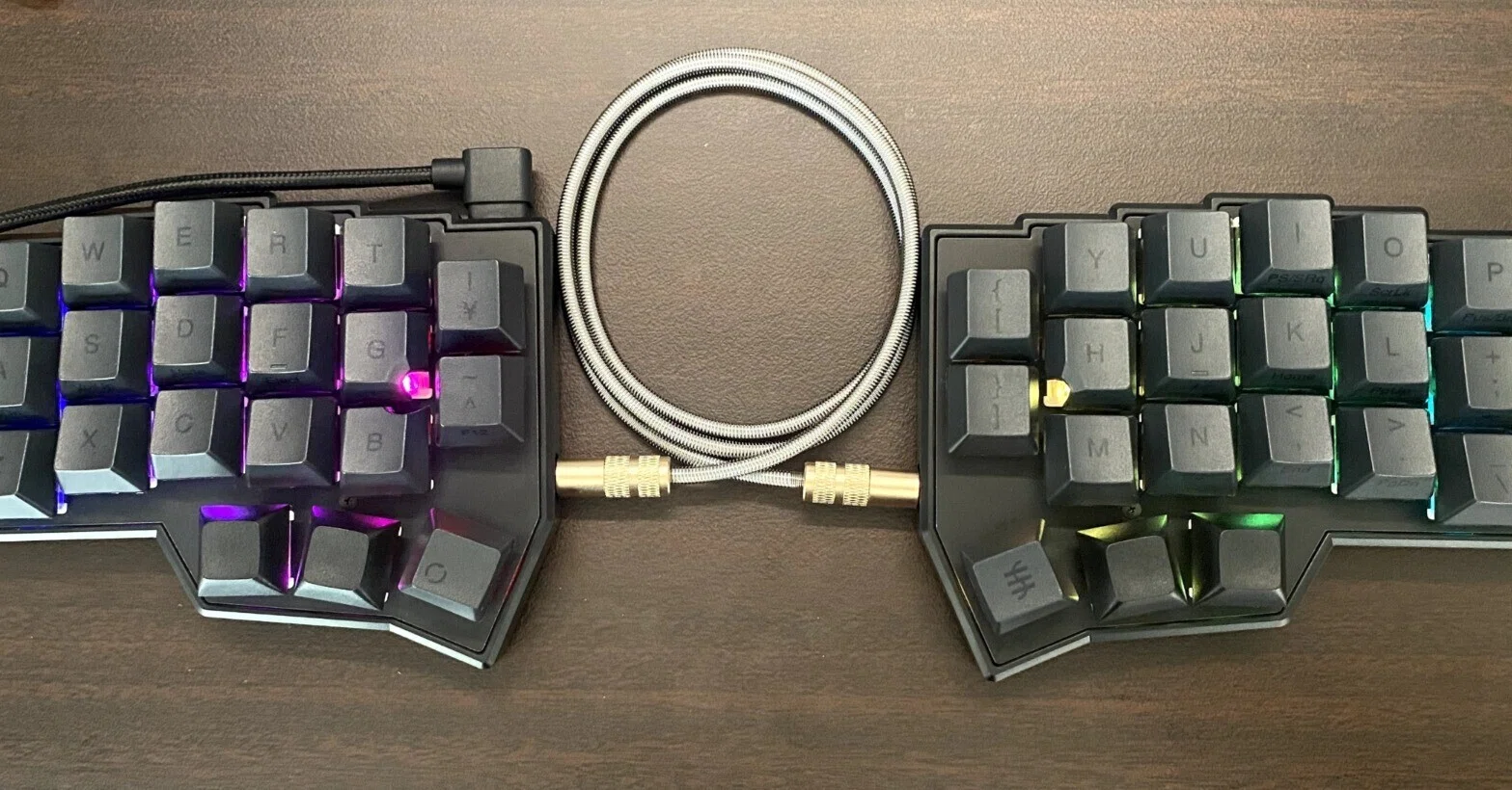 キーボード corne v4 cherry Corne V4 Cherry ～理想のキーボードを求めて～｜スキル不足のITコンサル