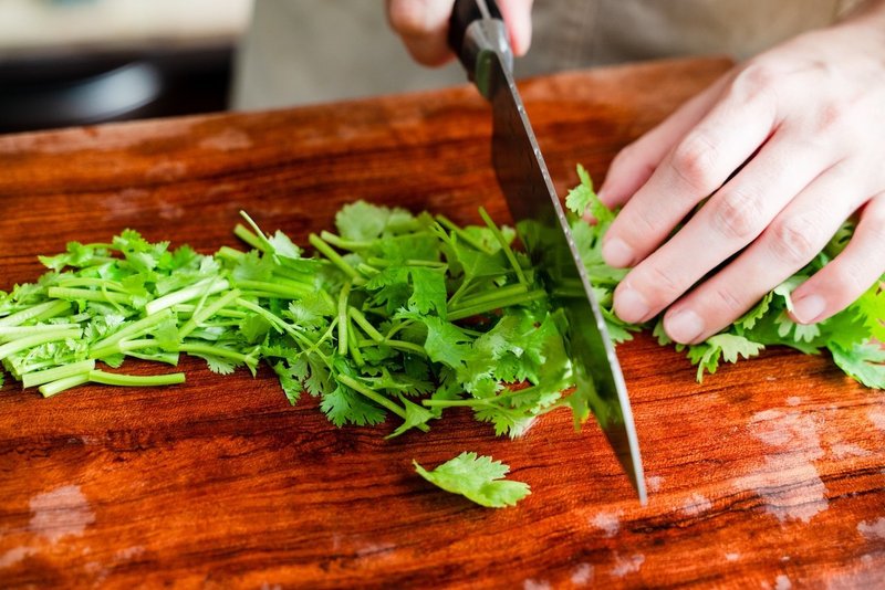 とりひき肉とパクチーのベトナムパスタ Reizoko Ni Almonde 冷蔵庫にあるもんで Note