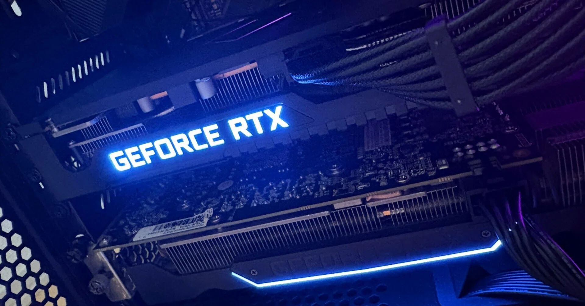 HP製のRTX3070を自作PCに流用する際の注意点の共有【12VHPWRではない