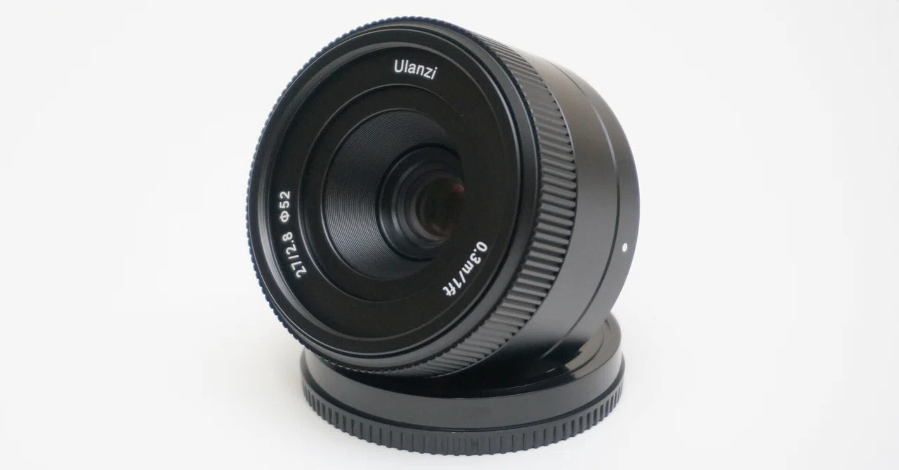 EマウントレンズUlanzi CL02 AF 27mm F2.8 フラッシュ付き Ulanzi CL02 AF 27mm F2.8 はAPS-Cの日常レンズに最適だった｜NEX-5T