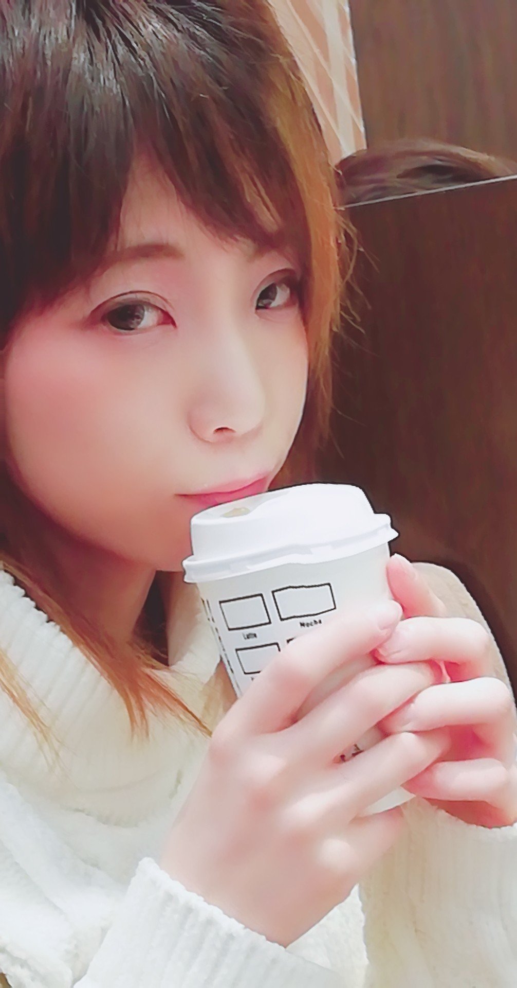 かわいいからってスマホで撮っちゃうなんて高校生でもしないよ Hieachan ひー Note かわいいからってスマホで撮っちゃうなんて高校生でもしないよ Hieachan ひー Note