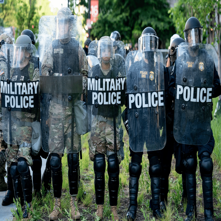 警察の 軍事化 問題 暴力的な警察を生んだシステム Off Topic オフトピック Note