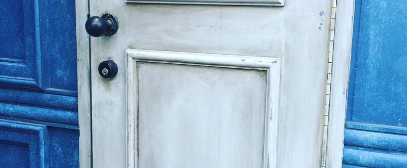 叩かれて涙がにじむ 少女の瞳 しまなん Note