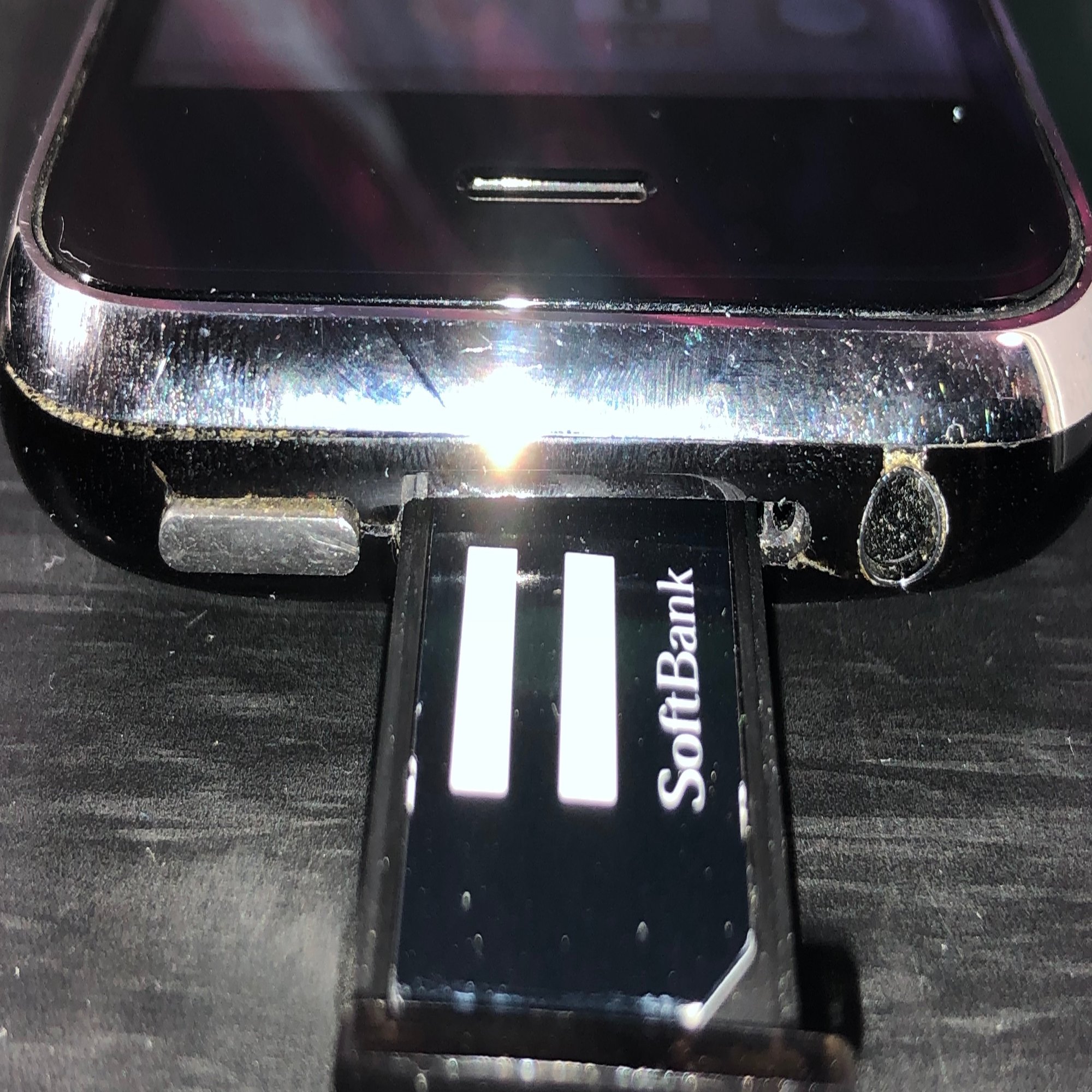 【完動美品】iPhone 3GS simフリー SIM￼ロック無し 確認済❗️ iPhone 3GS 8GB ブラック（海外版 SIMフリー）|中古