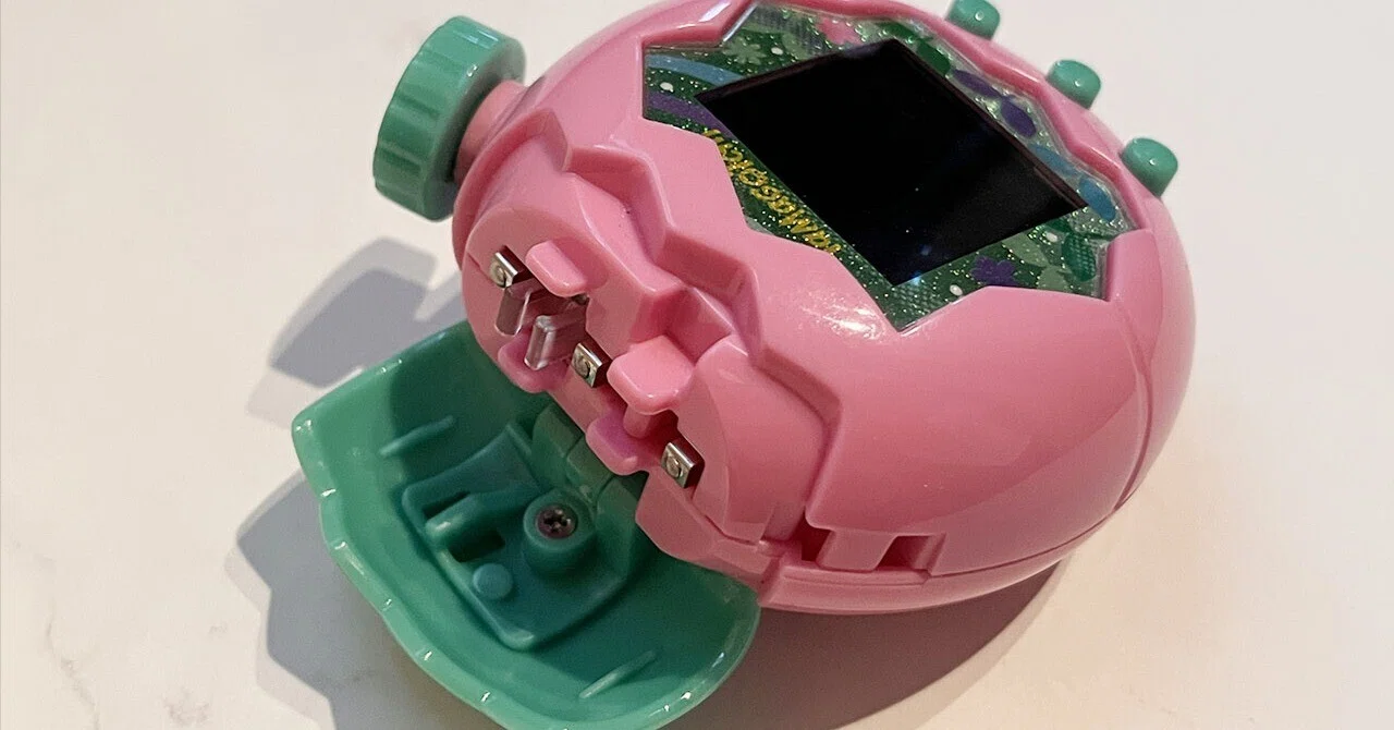 オレンジトロピクスとホワイトグレイシアどっち買う？たまごっち新作が