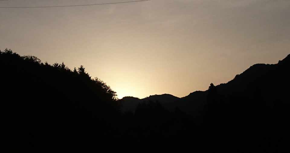 山は物欲を無くす アシカシカ アシカ 仙人になる 山奥修行中 Note