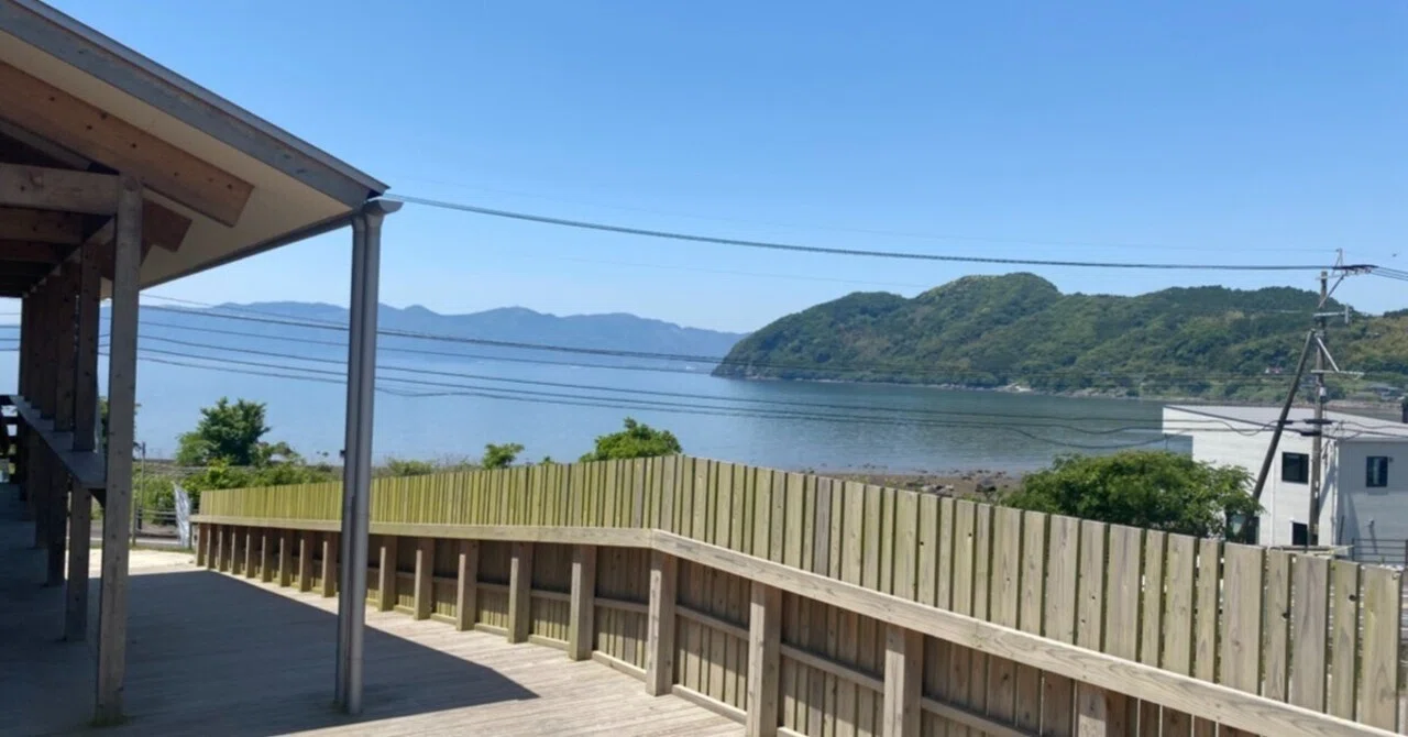 うるま市田場の本島ウジラミ黒木使用　内間直樹ちゃんぐわぁー與那城型三線　一点品 鹿児島・霧島のobama village（小浜ヴィレッジ）現地取材─“点ではなく