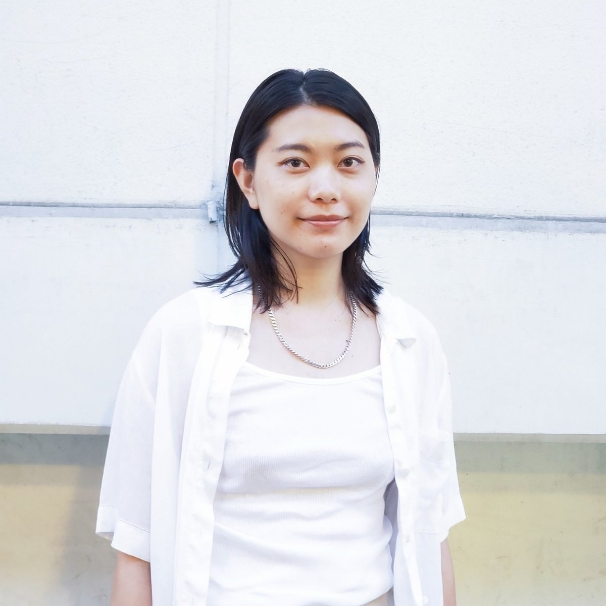 熟女　羞恥顔 潔い女性。｜菊地哲平
