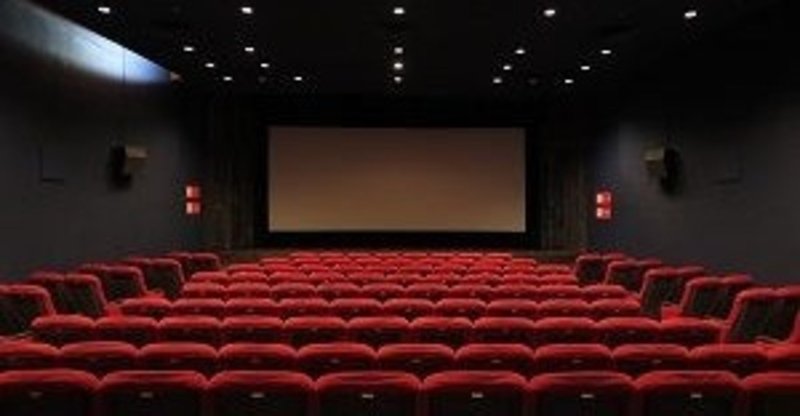 ソクラテスのつぶやき netflixの映画館買収からみる映画館の未来について少し エンタメ界のソクラテス note